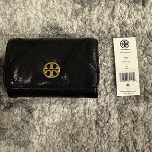 Tory burch willa card case